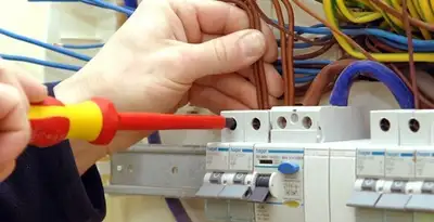 electrician services performing professional electrical panel wiring and connections in Nashville, TN