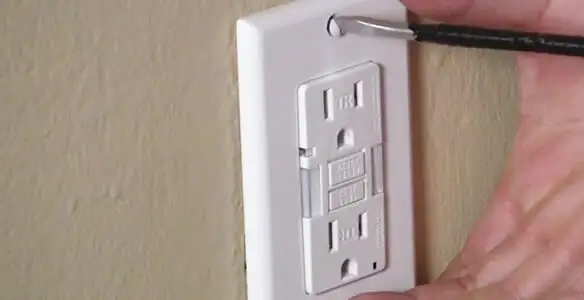 gfc outlets service securing and mounting ground fault circuit interrupter outlet by certified electricians in Nashville, TN